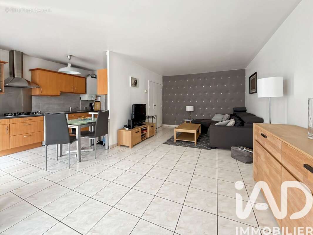 Photo 4 - Appartement à CHOISY-LE-ROI