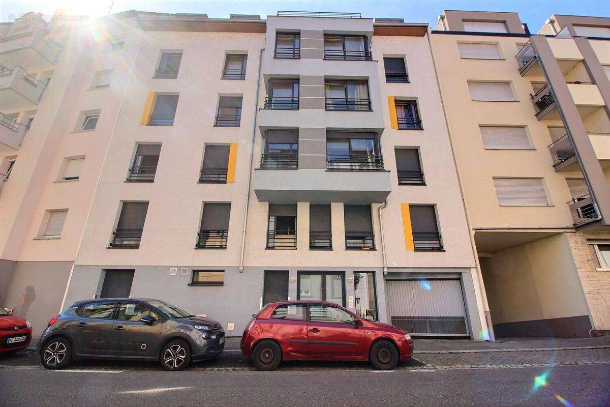 Rare à la vente – Superbe duplex avec terrasses en dernier étage 106m² au sol – Neudorf - photo 8