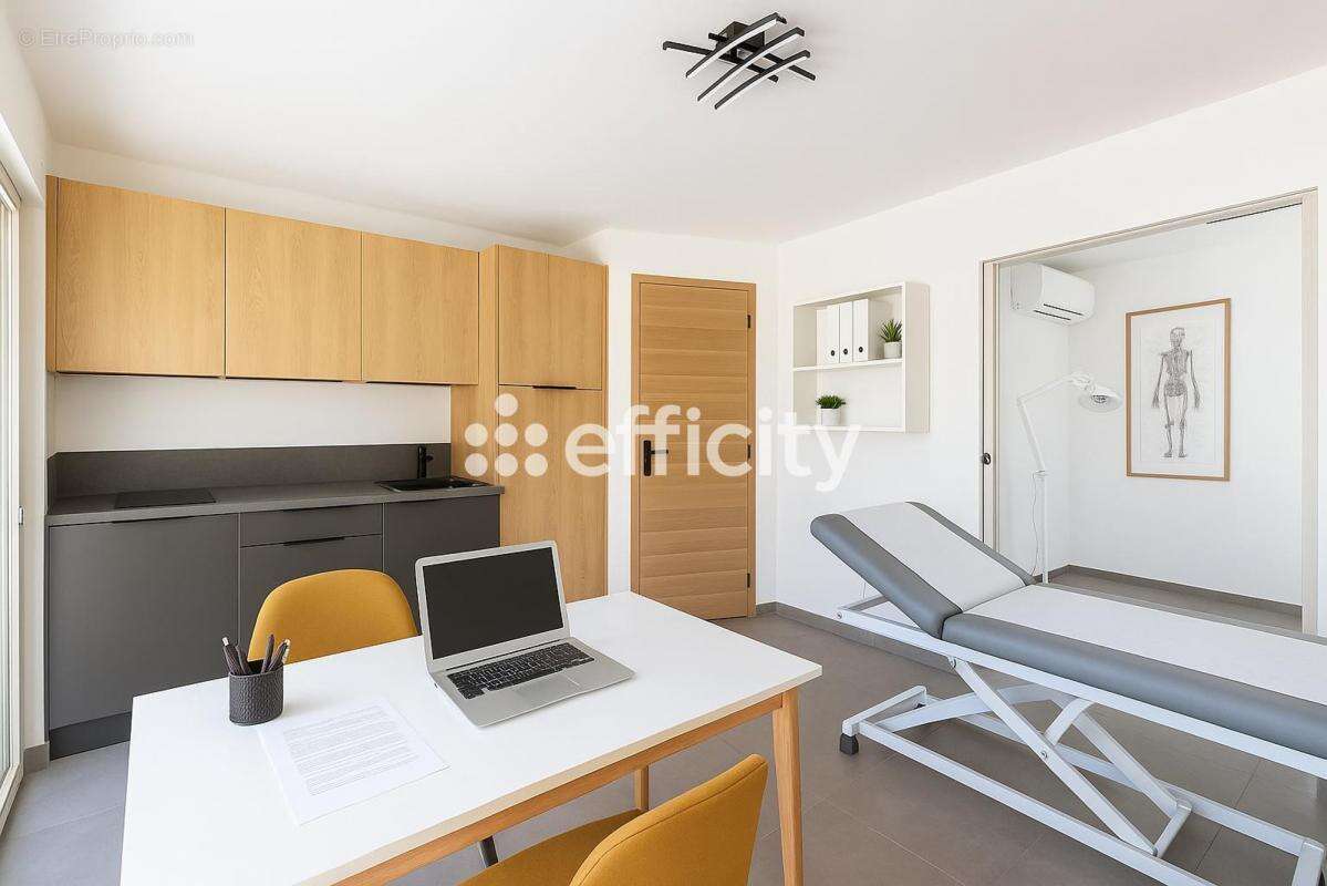 Appartement à SIX-FOURS-LES-PLAGES