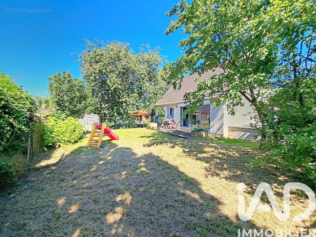 Photo 1 - Maison à CORMEILLES-EN-PARISIS