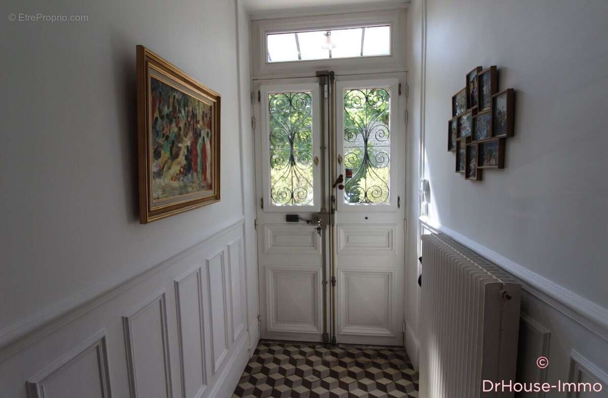 Maison à SAINT-PIERRE-LES-NEMOURS