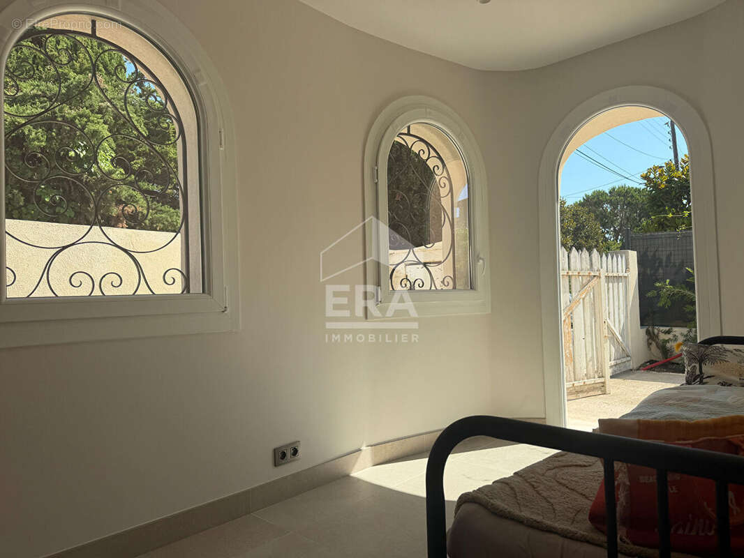 Maison à CAGNES-SUR-MER