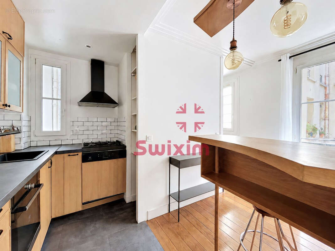 Appartement à PARIS-11E