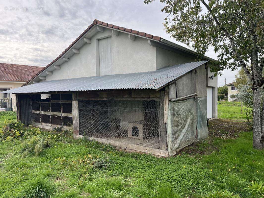 Maison à ROCHECHOUART
