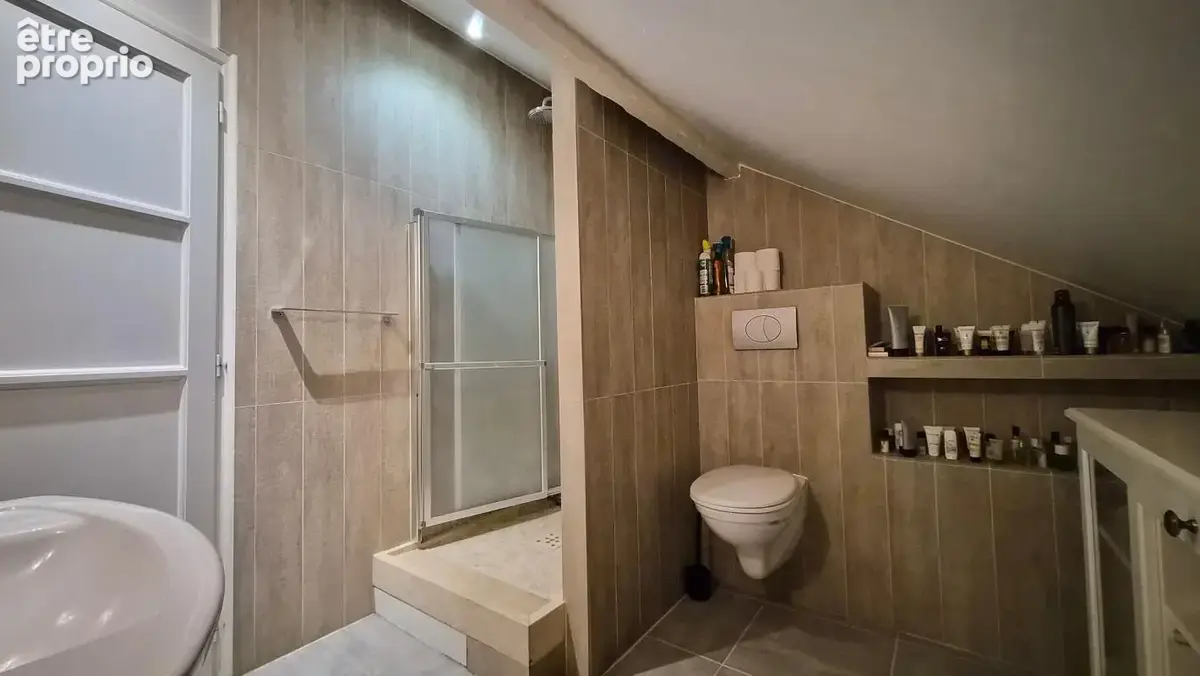 T7, 140 m², terrain 1200 m², meulière, cave totale, garages - photo 27