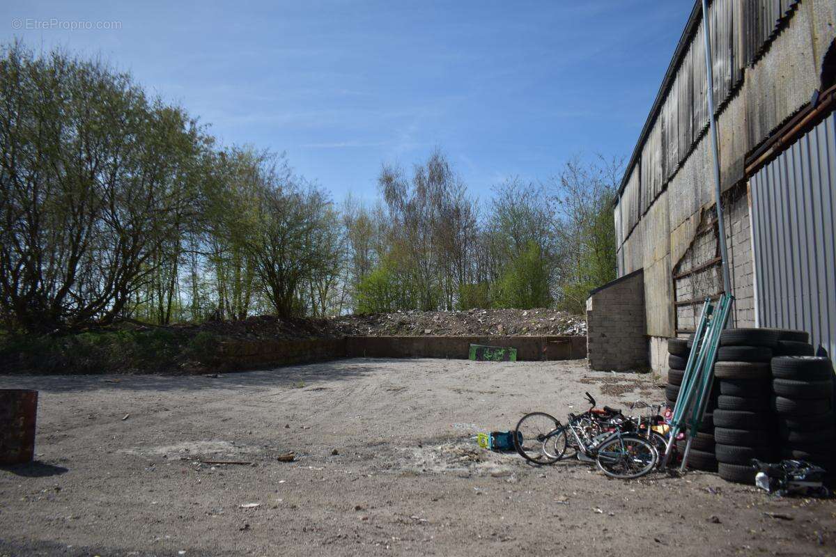 Commerce à L'HOPITAL