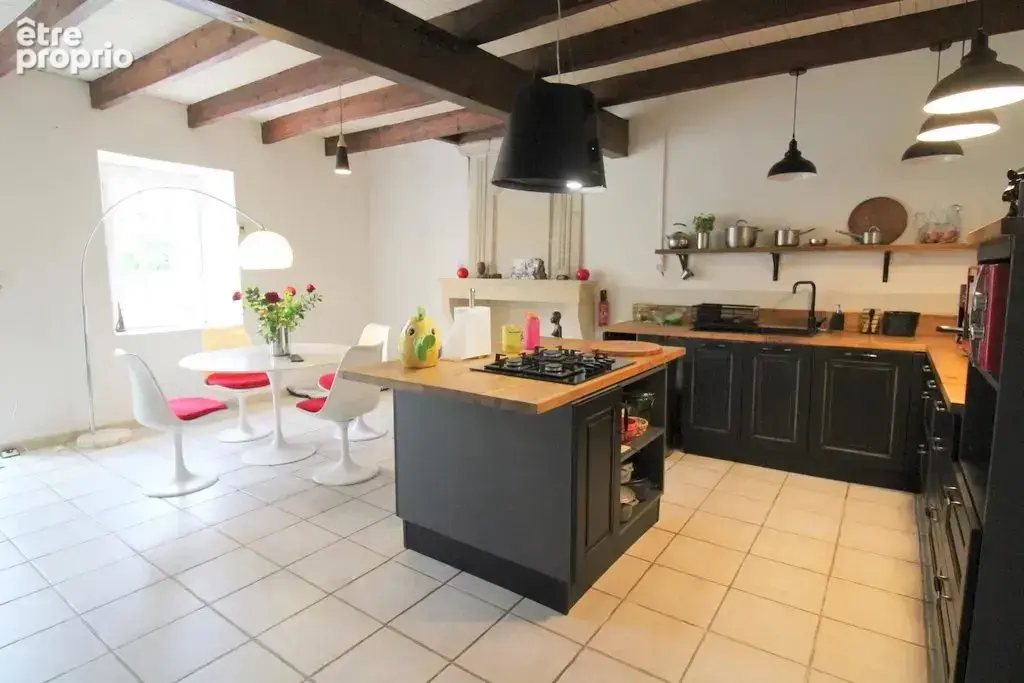 Charentaise de 5 chambres avec piscine - photo 2