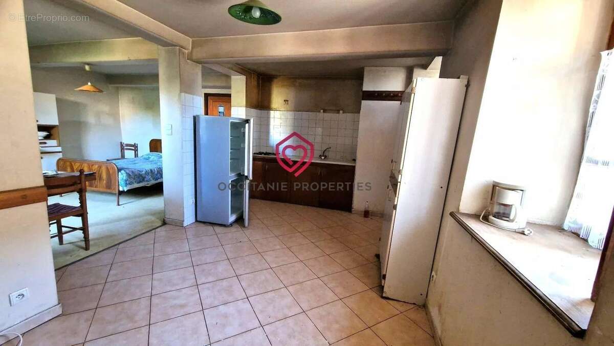 Maison de village avec grange et terrain - photo 5