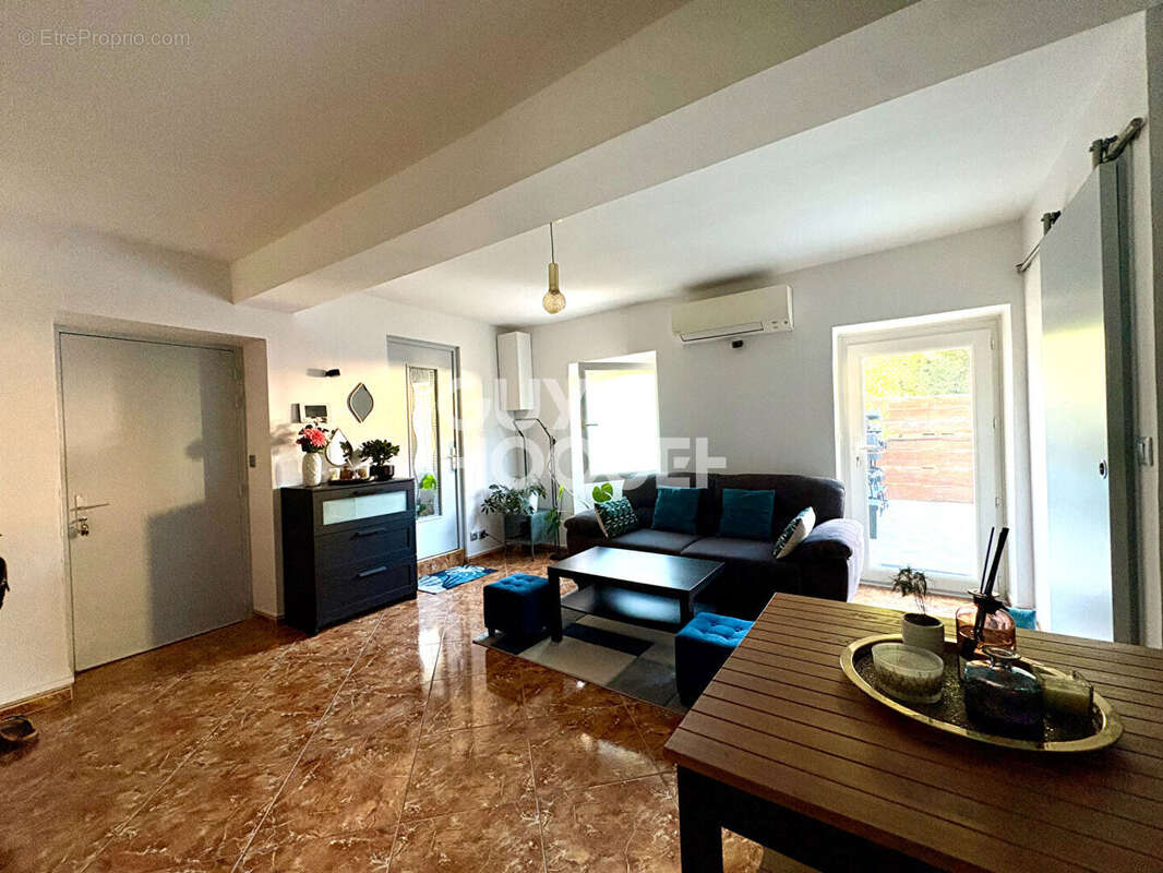 Coquet appartement de type T3 avec une belle terrasse de plus de 15 m² et une cave - photo 5