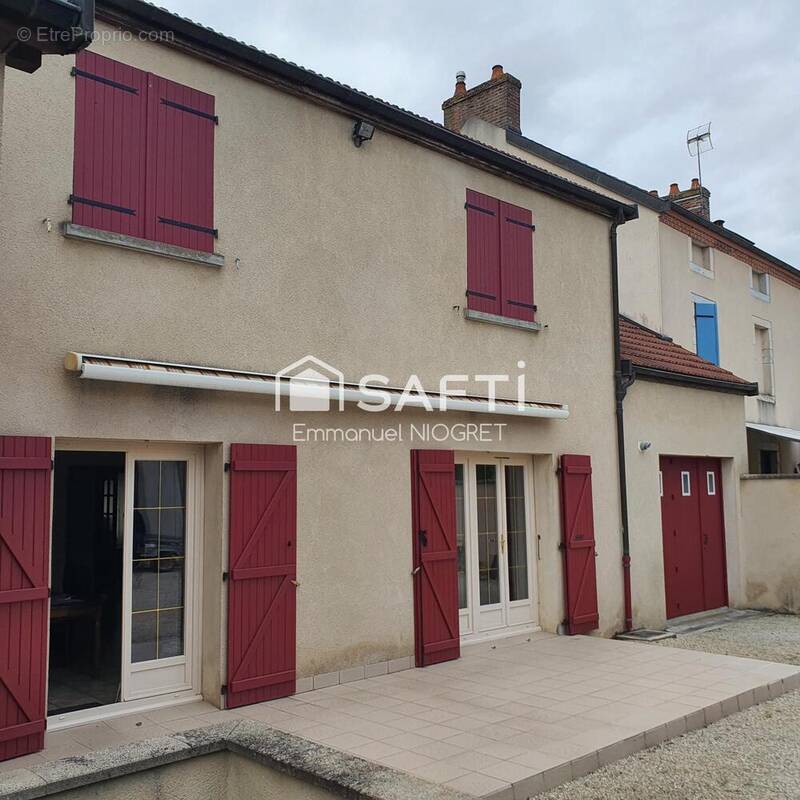 Photo 1 - Maison à GENLIS