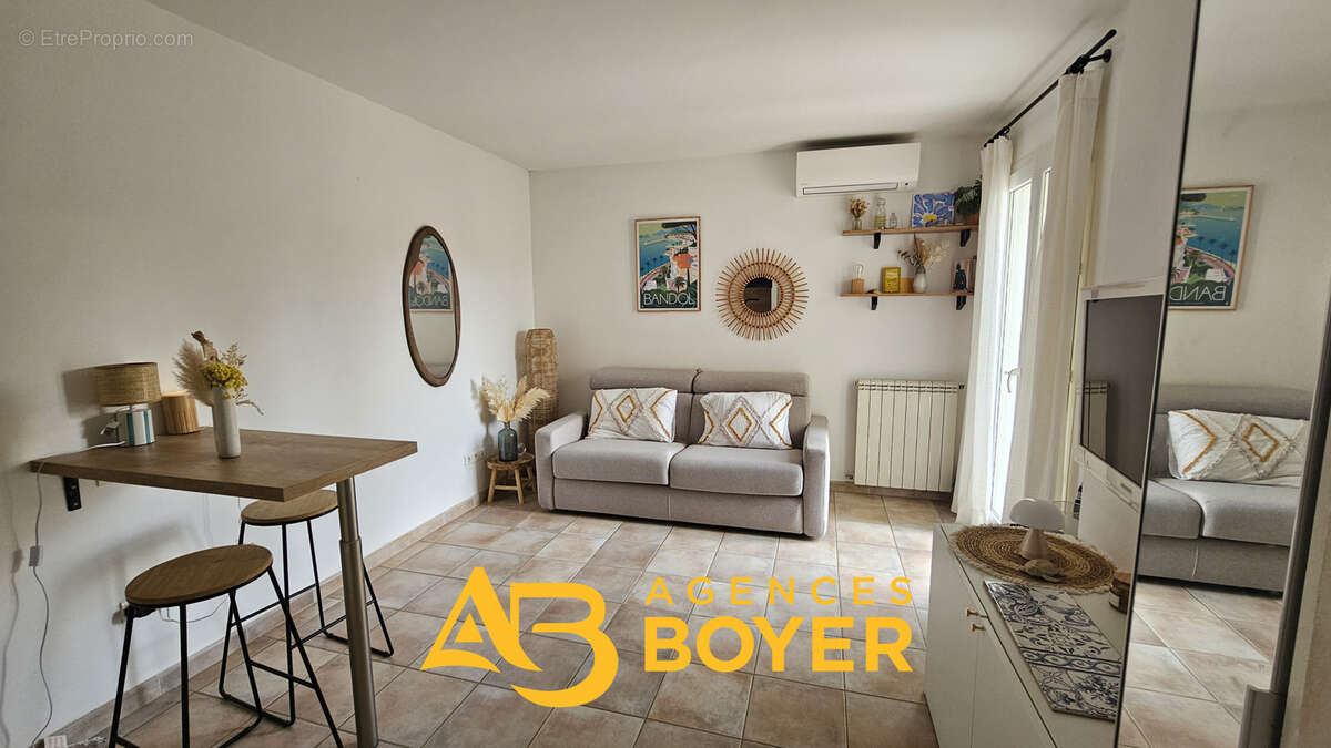 Maison de charme,centre-ville,4 chambres,studio indépendant, climatisation,commerces proches. - photo 16