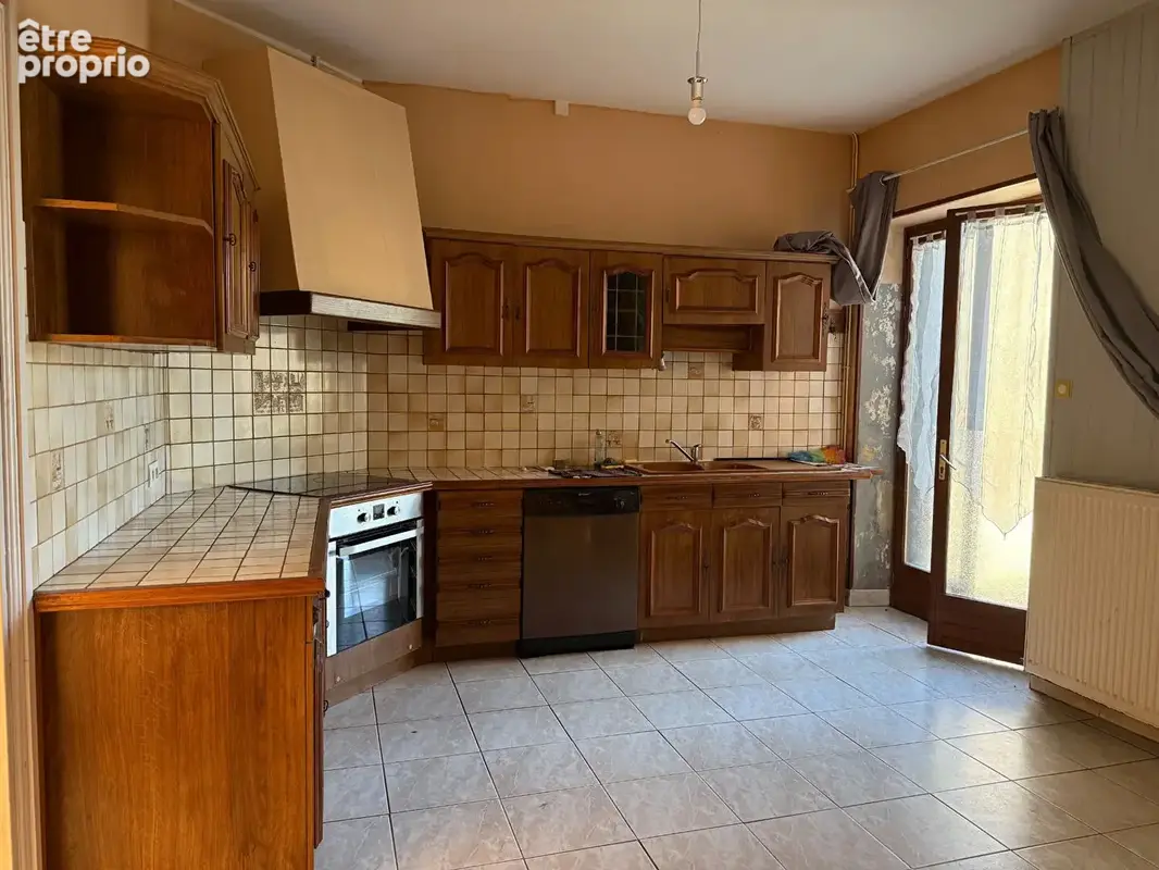 Maison à rénover avec jardin et garage - Les Billanges - photo 4
