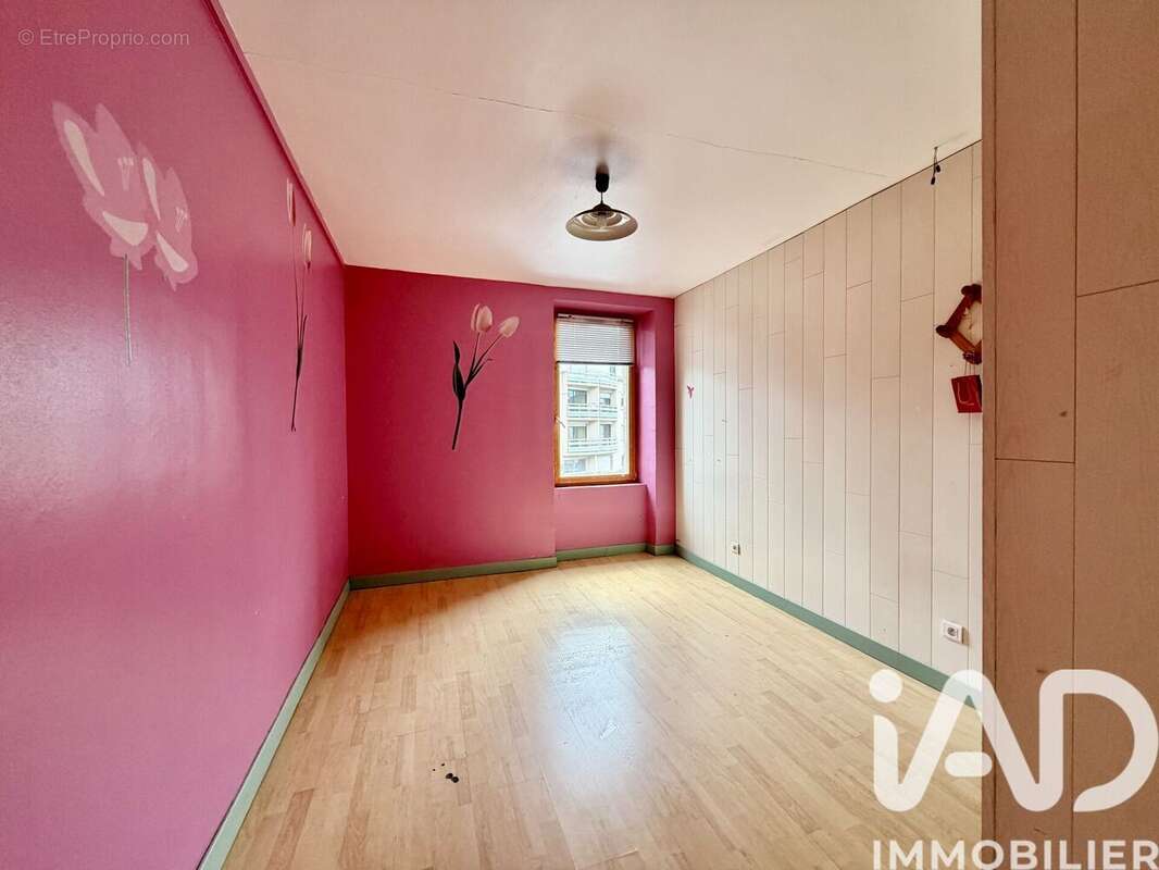 Maison 205 m² à Guingamp  - photo 8