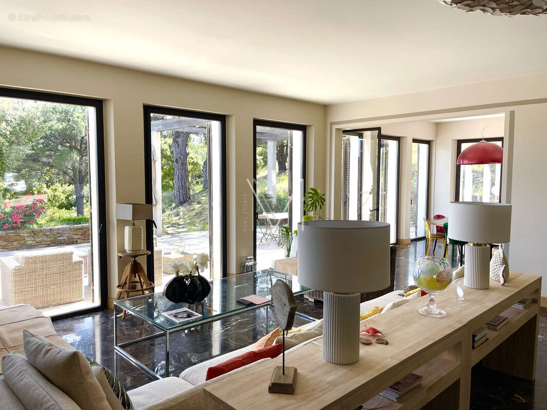 Maison à LA CROIX-VALMER