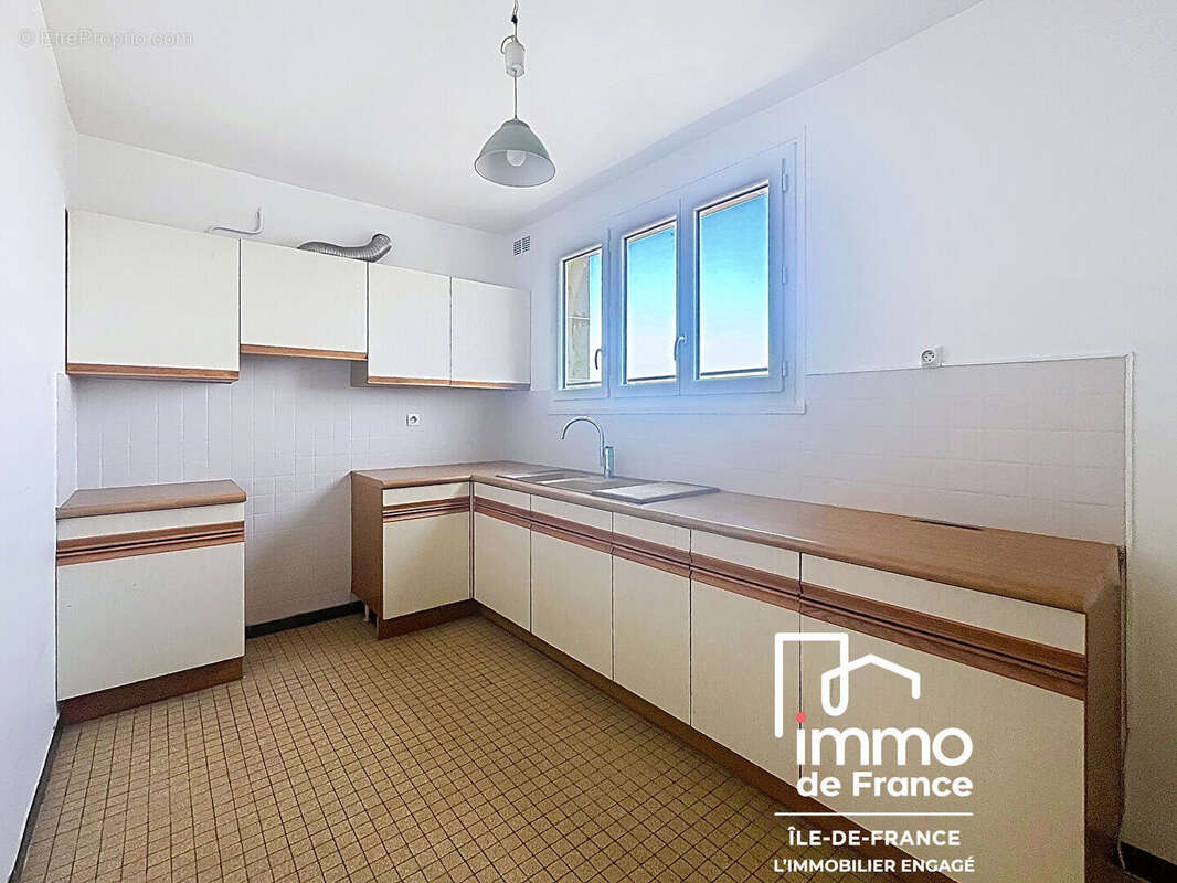 Appartement Rosny Sous Bois 3 pièce(s) 65.62 m2 - photo 2