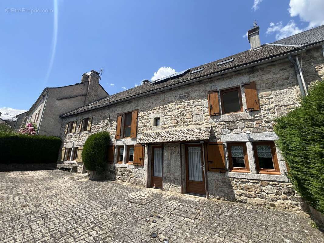 Maison à TERMES
