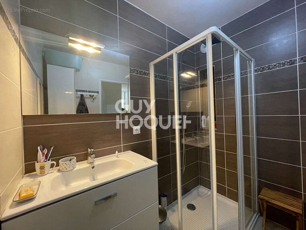 Appartement à OZOIR-LA-FERRIERE