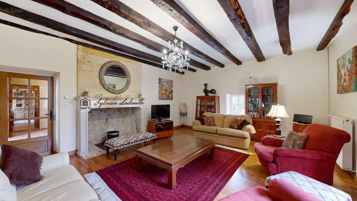 Photo 2 - Maison à MEYRALS