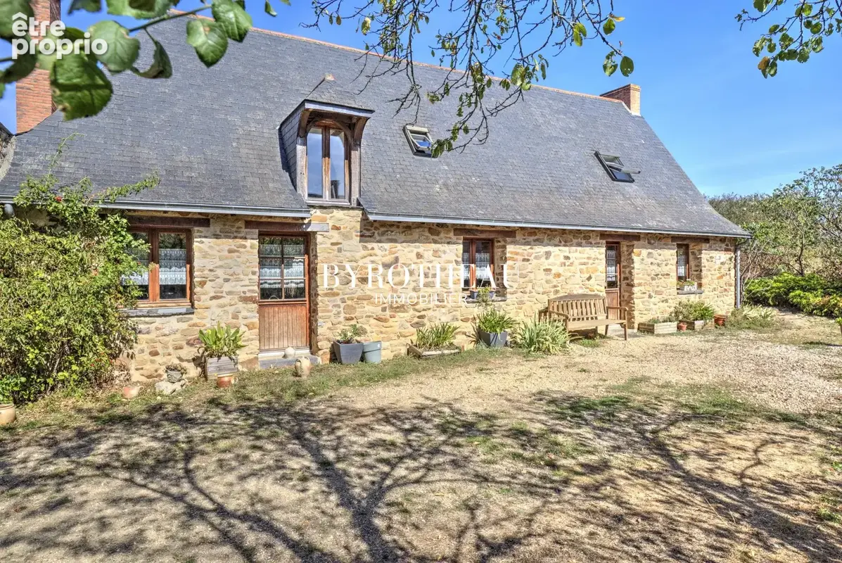 Photo Maison à Sceaux-D'anjou au prix de 270 000€