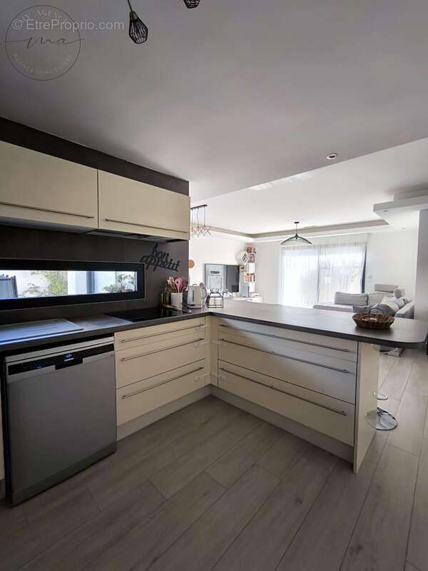 Maison à COLOMBIERS