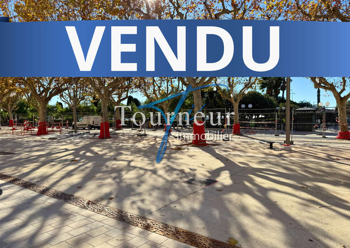 Commerce à SANARY-SUR-MER