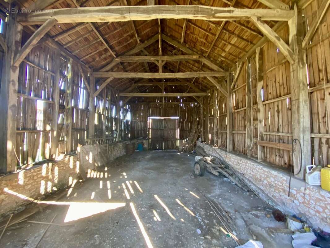 Maison à SAINT-CASSIEN