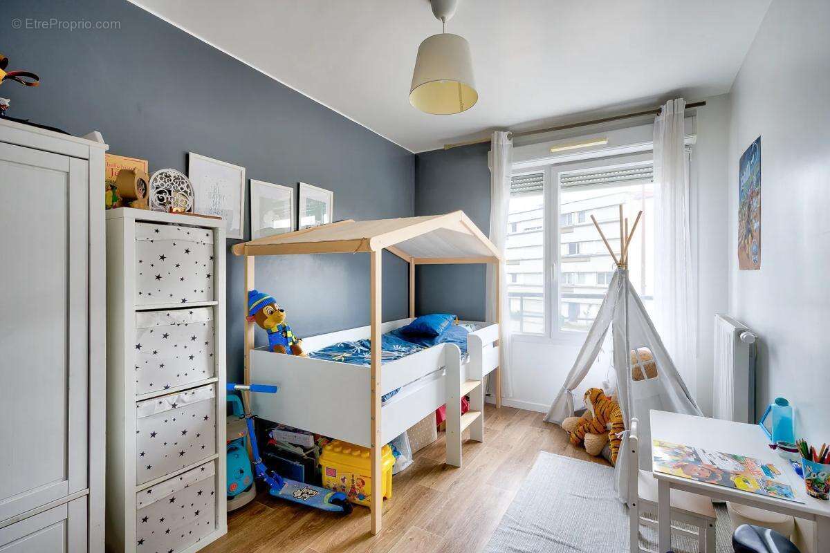 Appartement à LES ULIS