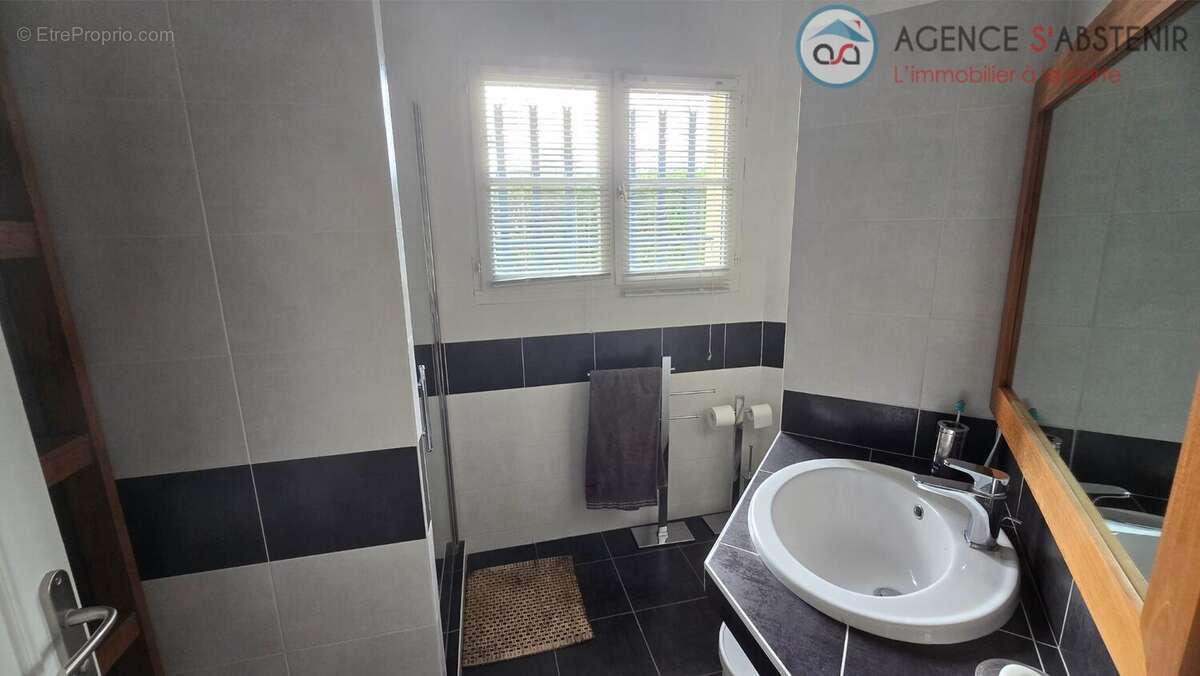 Maison à SAINT-JEAN-D&#039;ILLAC