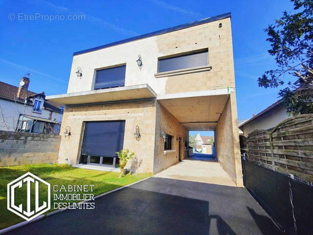 Maison à MONTFERMEIL