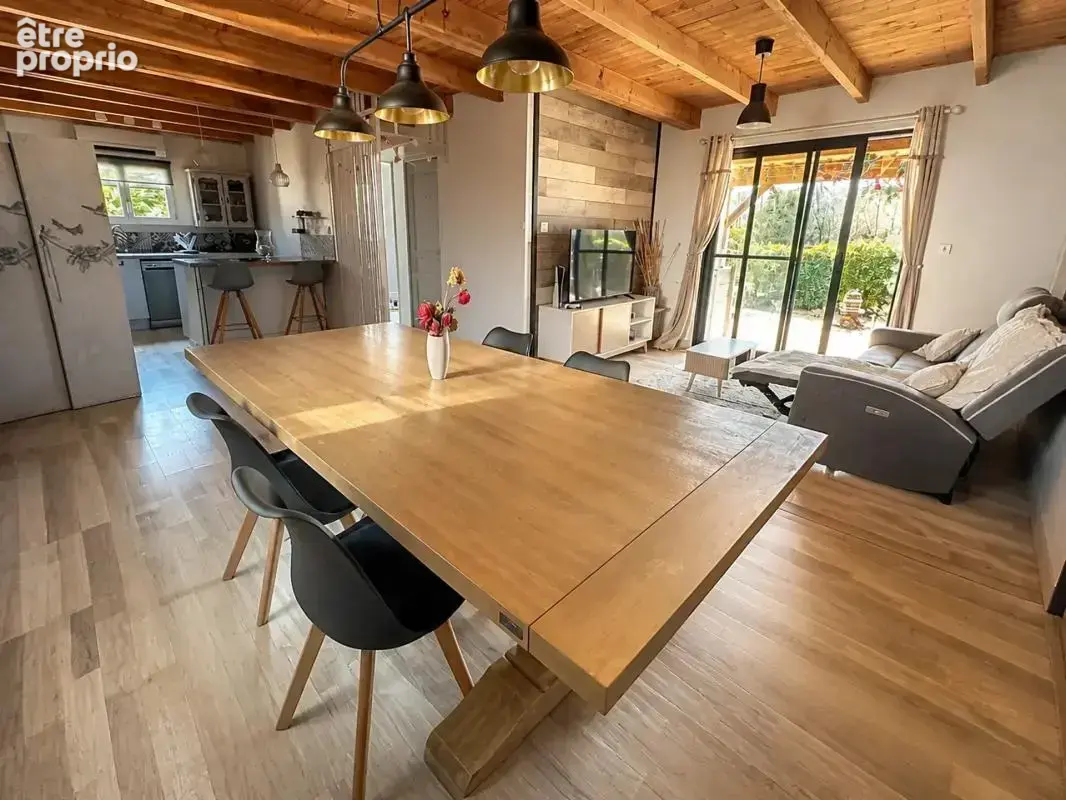 Maison de 5 pièces de 120 m² à Cers - photo 8