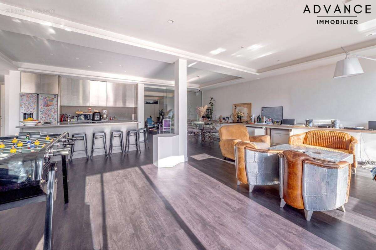 Appartement à NANTERRE