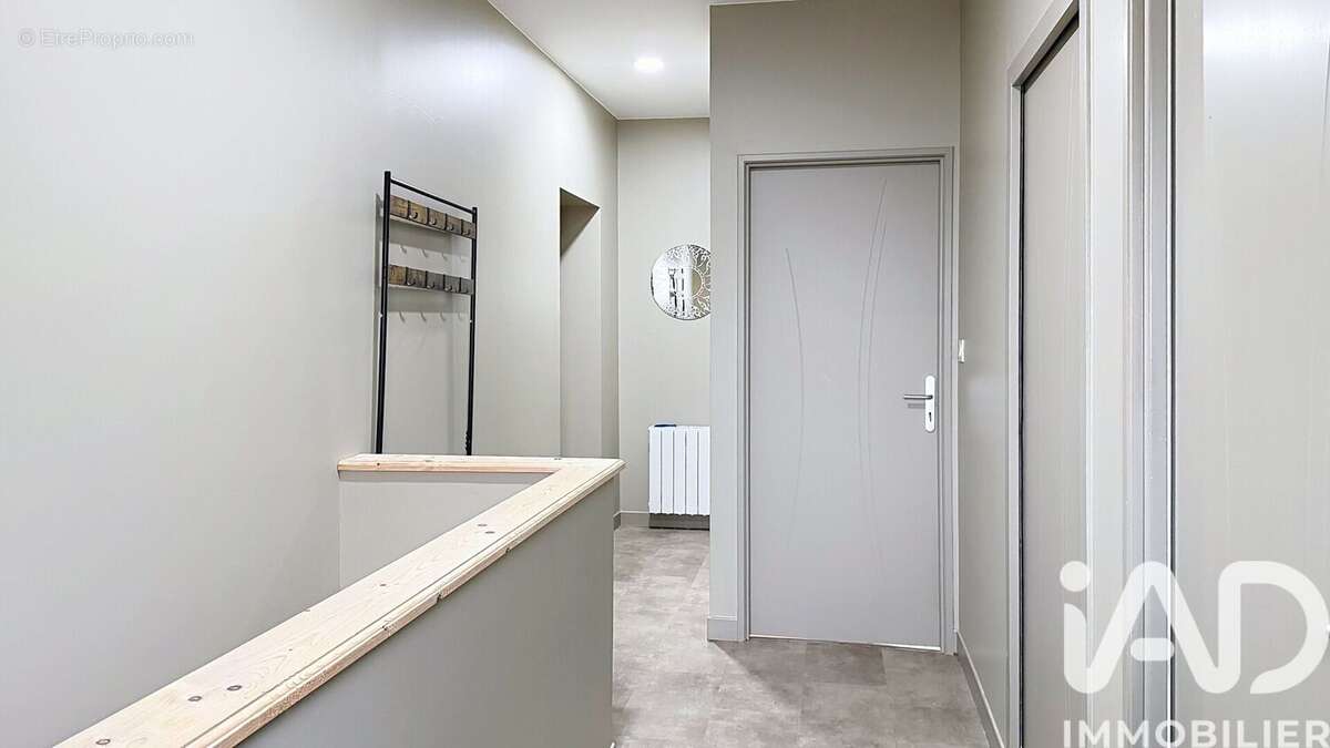 Photo 3 - Maison à MERPINS