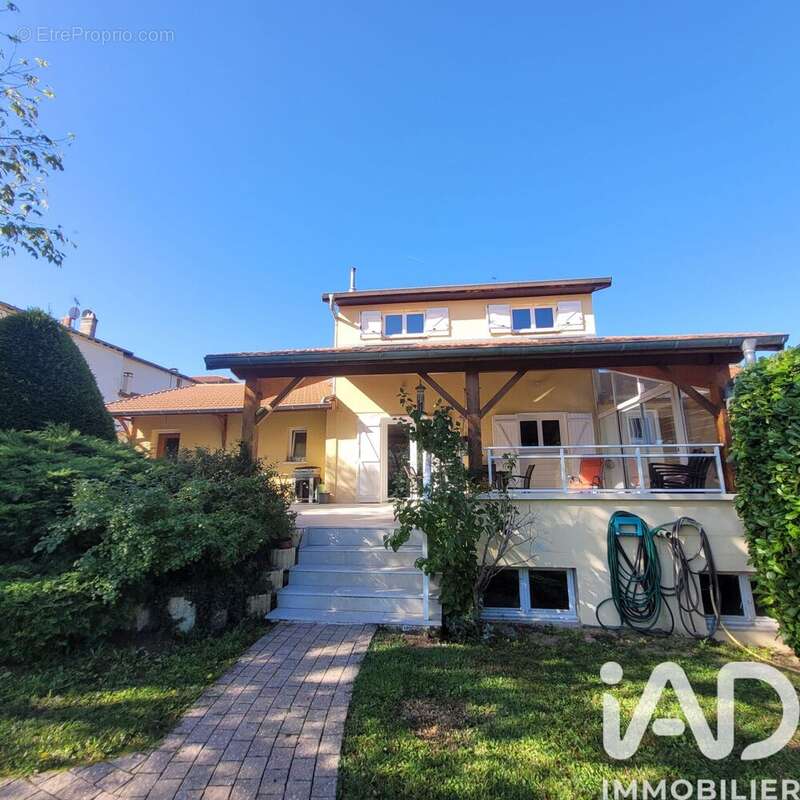 Photo 2 - Maison à PONTCHARRA-SUR-TURDINE