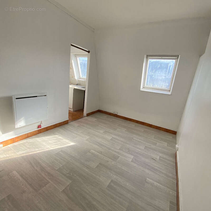 Appartement à PARIS-10E