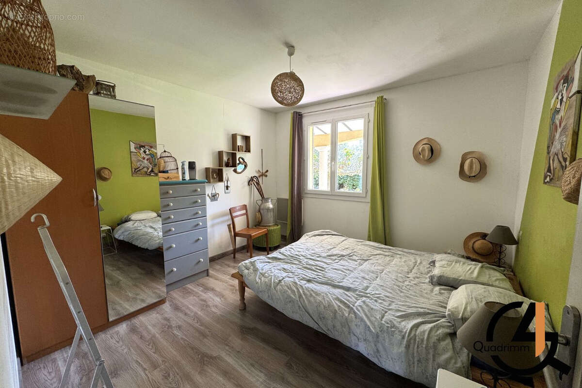 Maison à ESPONDEILHAN