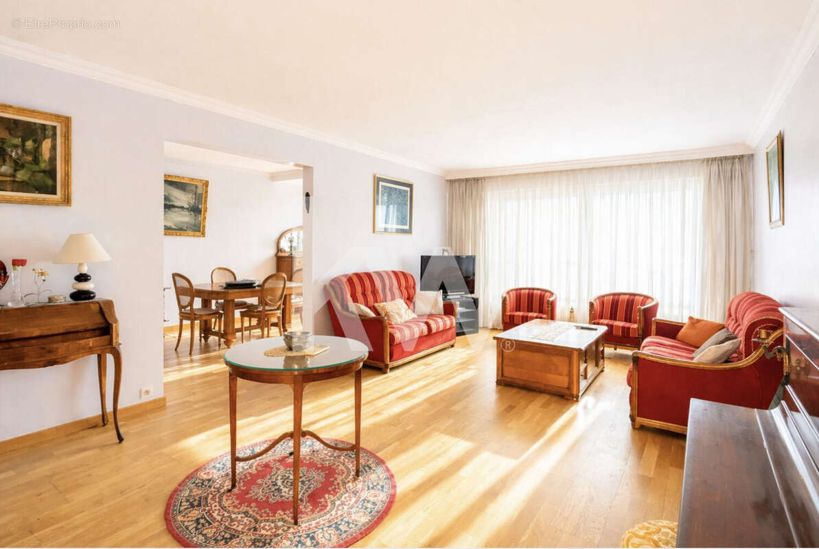 Appartement à SAINT-GRATIEN