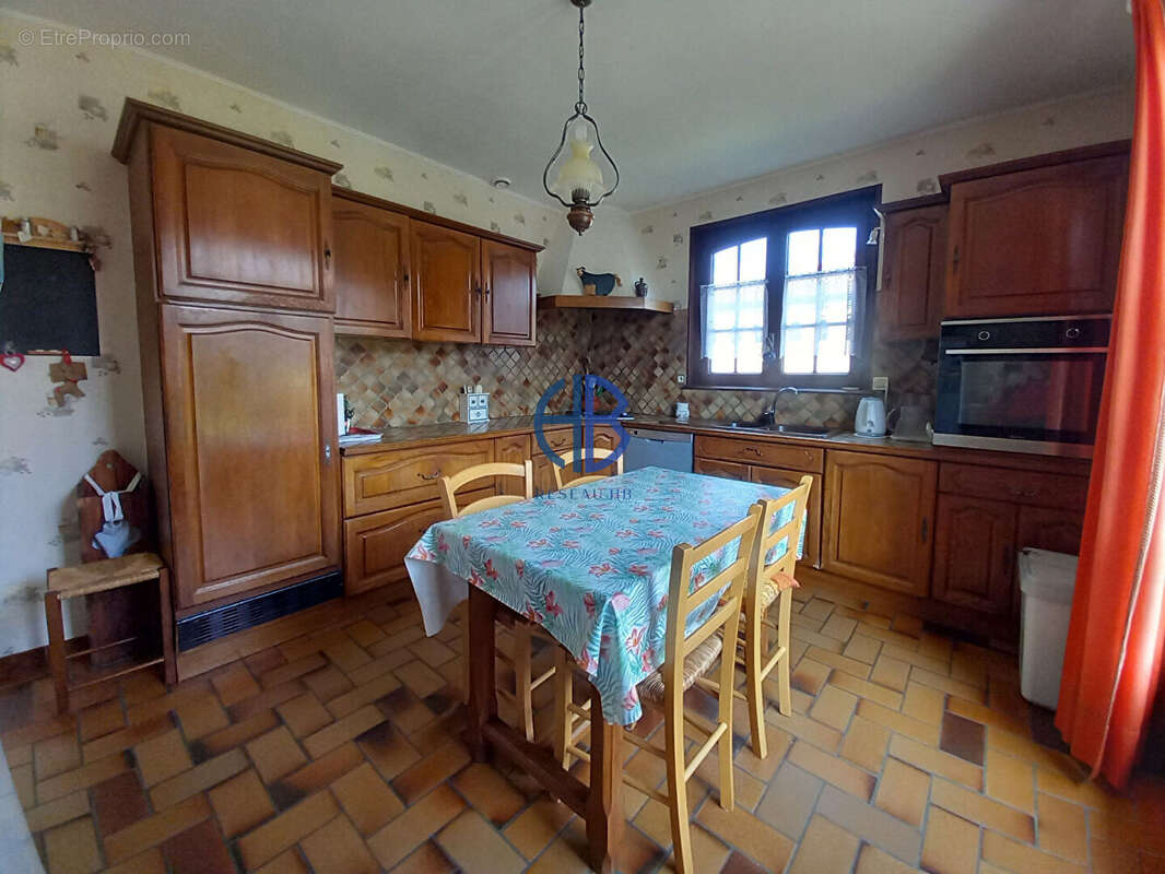 Maison à BEAUREPAIRE