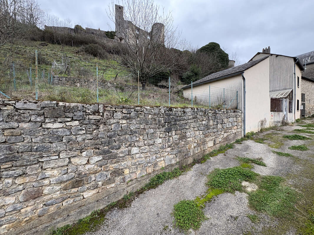 Maison à BERTHOLENE