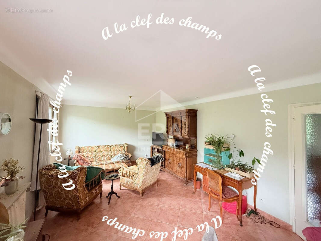 Maison à BURES-SUR-YVETTE