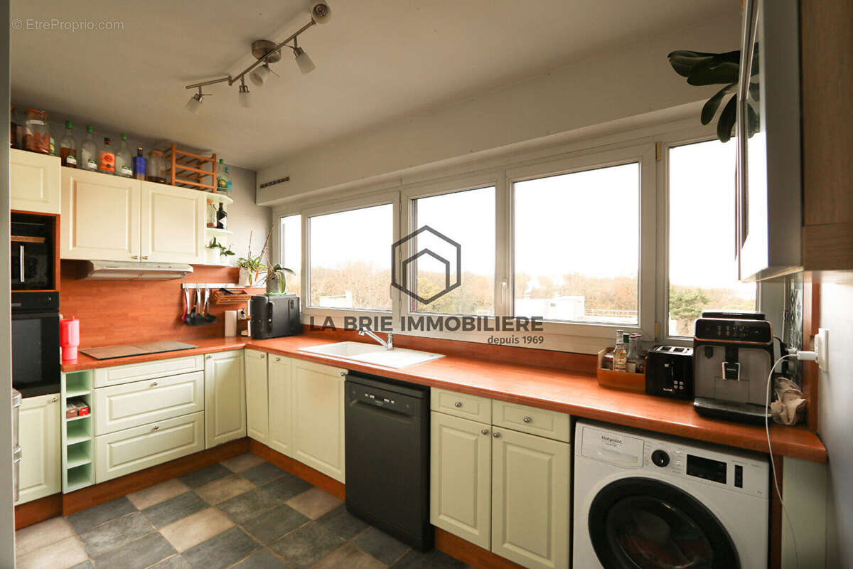 Appartement à LIMEIL-BREVANNES