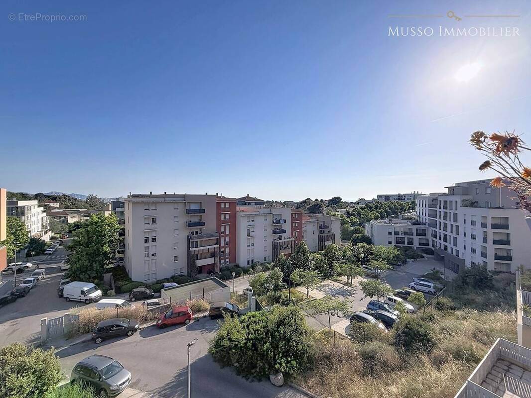 Appartement à MARSEILLE-14E