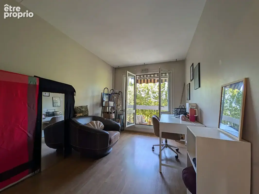Bel appartement f4 ?- 3 chambres, balcon, parking et cave - photo 8