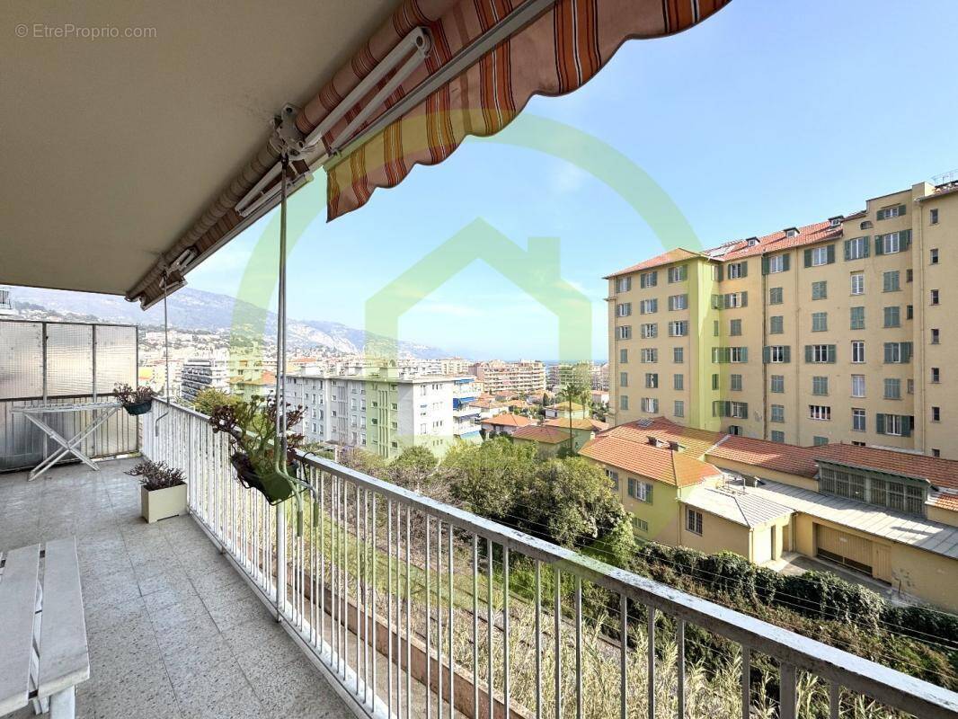 Appartement à MENTON