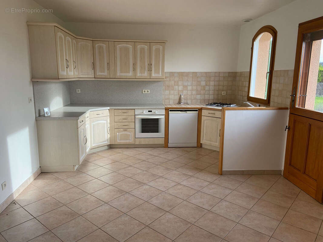 Maison à SAINT-LUPERCE