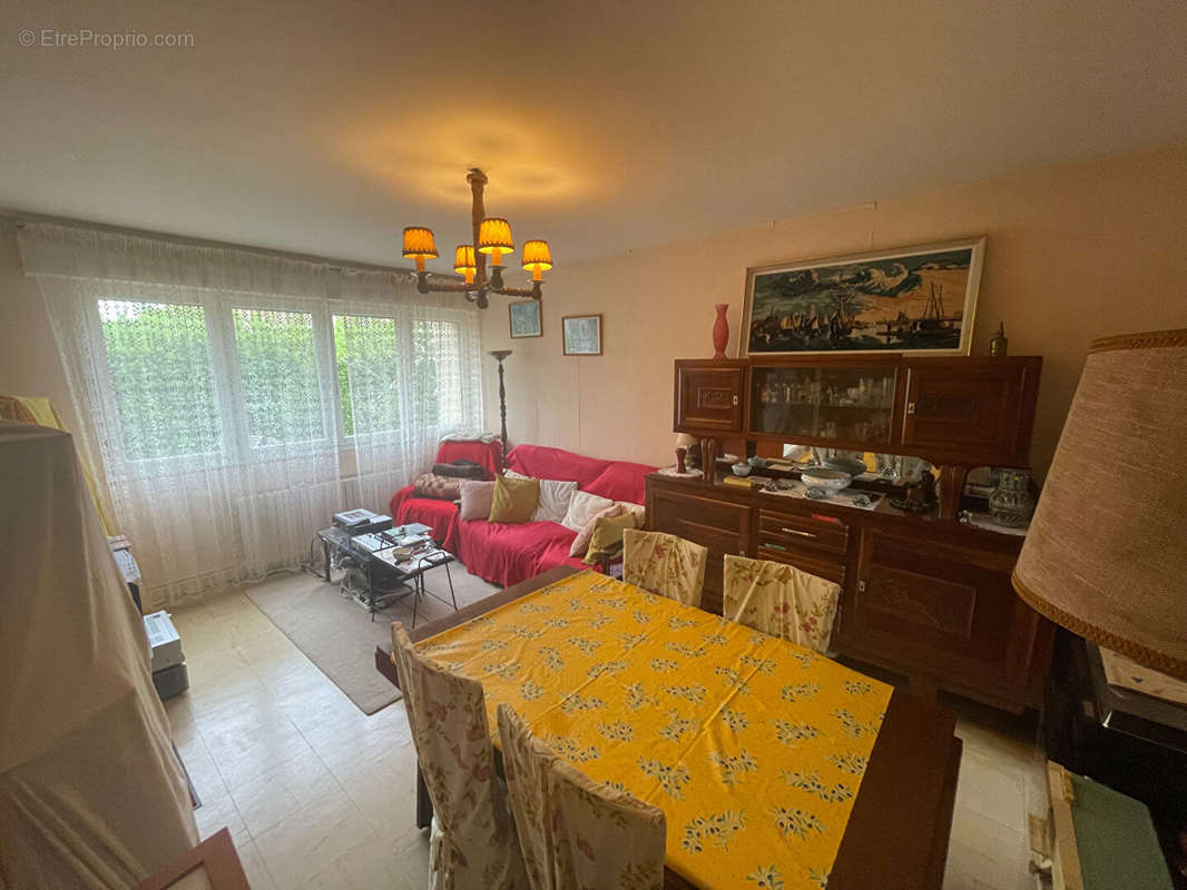 Maison à VILLENAVE-D'ORNON