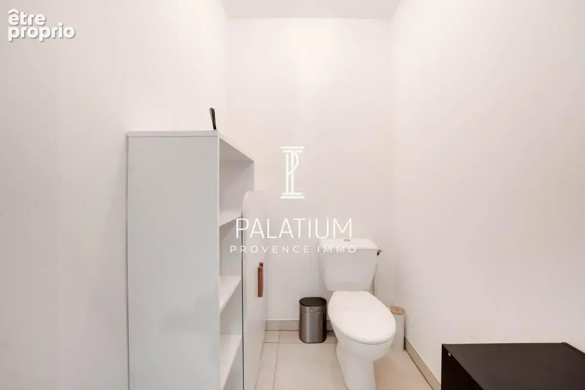 Appartement T2 avec terrasse & parking - 45 m² - LUYNES - photo 9