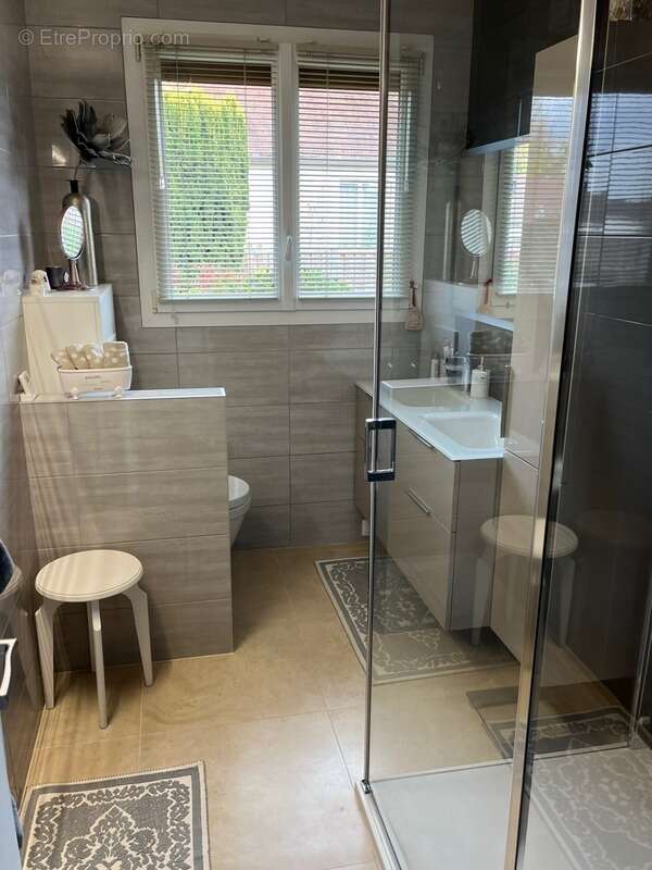 Maison à PONT-L&#039;EVEQUE