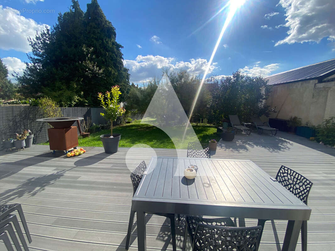 Maison à CHARLEVILLE-MEZIERES