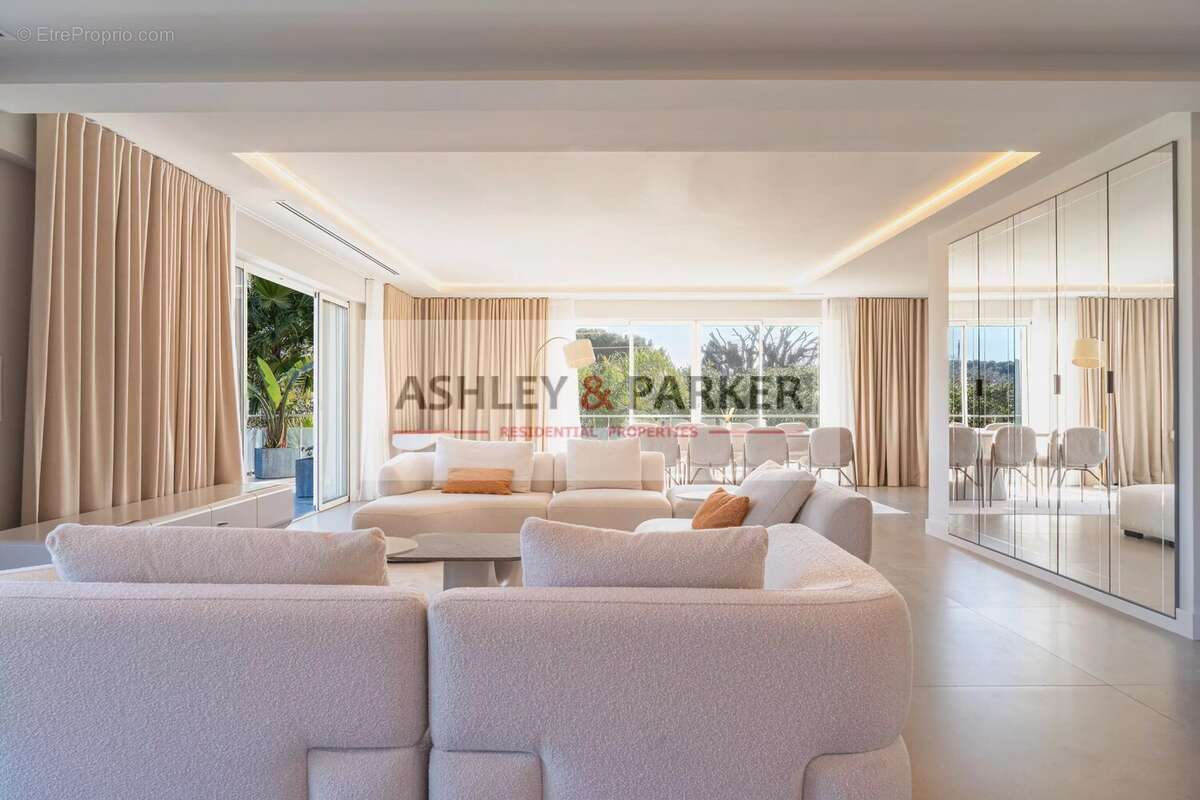 Maison à ANTIBES
