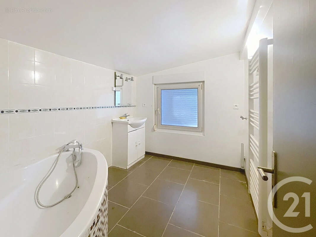 Appartement à EPINAL